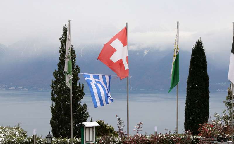 Mont Pelerin Kasabasında Yunan Bayrağı Var KKTC’nin Yok ”Bayrak Krizi Yaşandı”