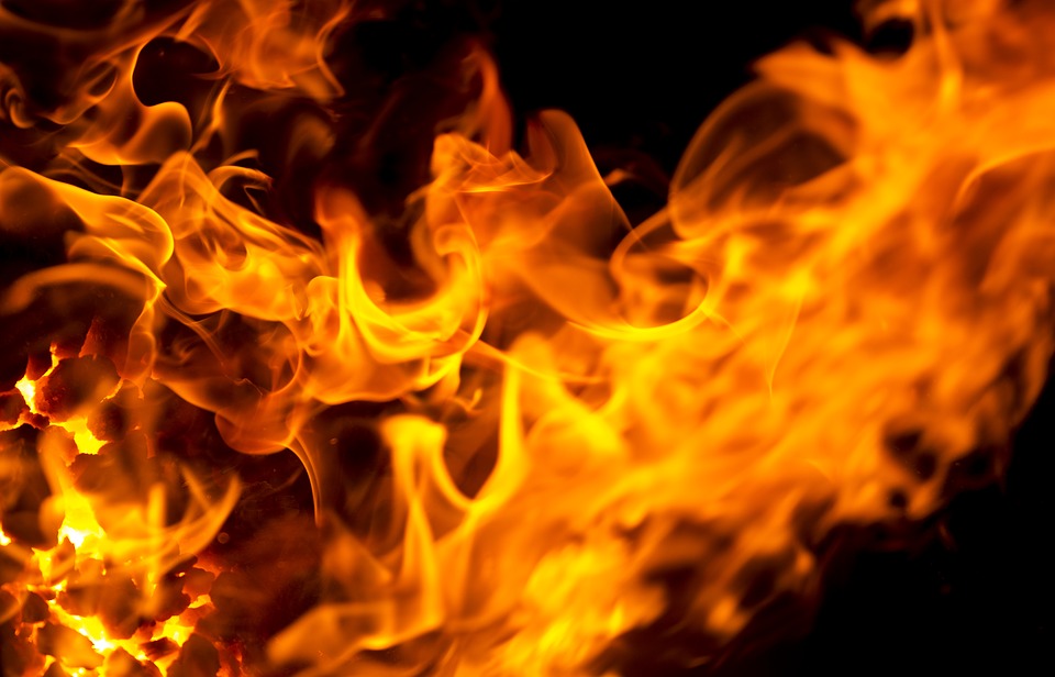 Gazimağusa’da Çıkan Yangında Dumandan 5 Kişi Etkiledi