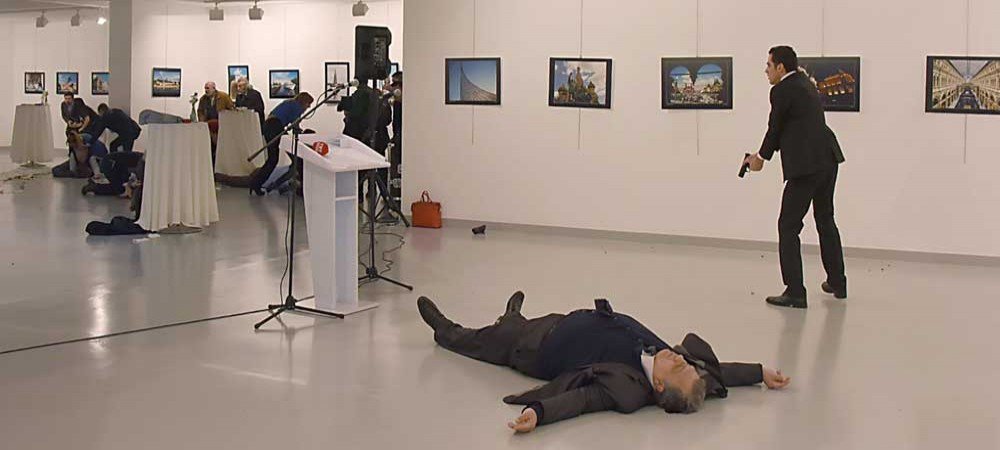 Rusya’nın Büyükelçisi Ankara’da Suikaste Kurban Gitti