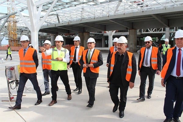 Başçeri, Ercan’daki yeni terminal inşaatında incelemelerde bulundu