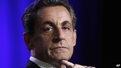 Eski Fransa Cumhurbaşkanı Sarkozy Yolsuzluktan Yargılanacak