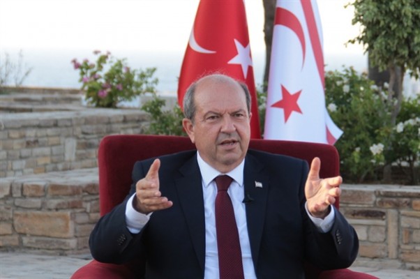 Tatar, Türk bayrağına yapılan ”çirkin saldırıyı” kınadı
