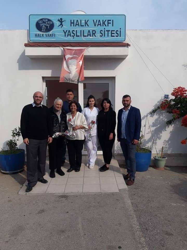 DP İskele İlçesi Başkanı Mustafa Çetinkayalı önderliğinde yaşlılara ziyaret
