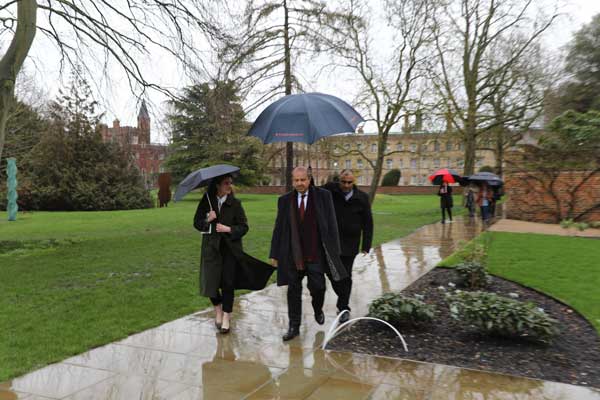 Başbakan Tatar İngiltere’de temaslarına başladı…