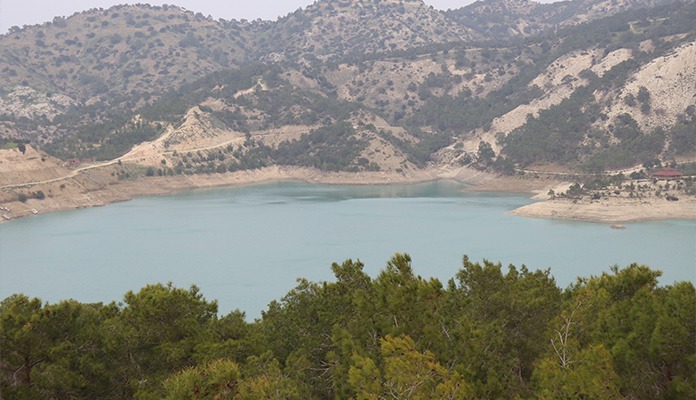 Geçitköy Barajında Su giderek azalıyor