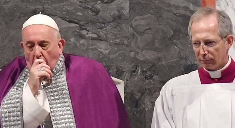 İtalya Koronavirüs’le mücadele ederken Papa ‘soğuk algınlığı’ nedeniyle bir etkinlik daha iptal etti