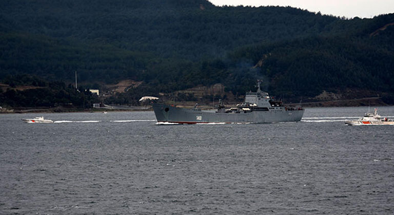 Rus savaş gemisi ‘Orsk’ Akdeniz’e iniyor!