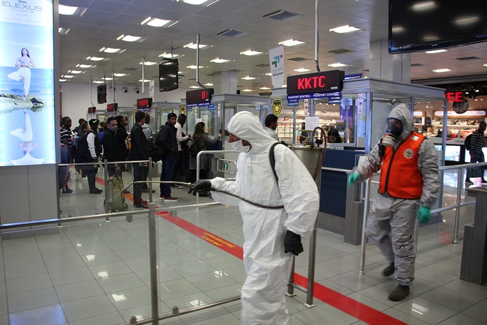 Ercan Havalimanı’nda koronavirüse karşı ilaçlama yapıldı