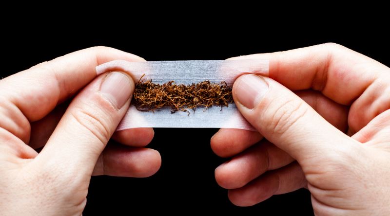Mağusa’da Kaçak Tütün Ürünü Satan Kişiye Yasal İşlem