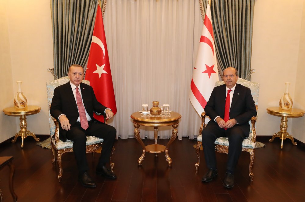 Erdoğan ile Tatar Baş Başa Görüştü