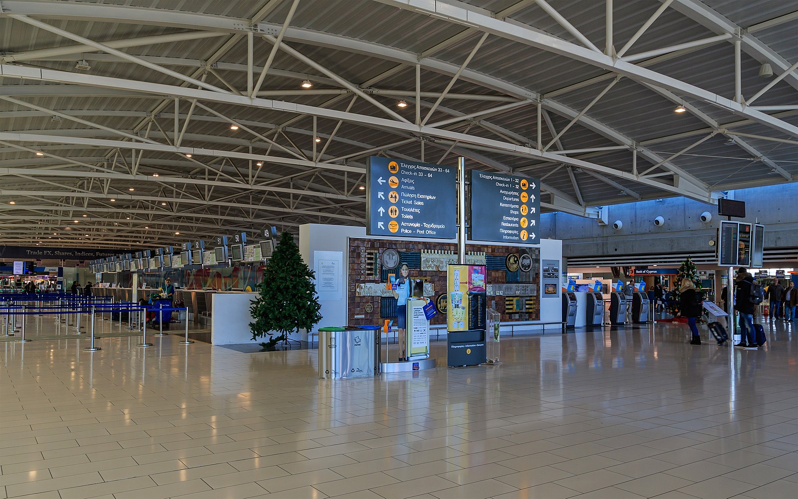 Güney Kıbrıs, 1 Mart’tan İtibaren Renk Kodlu Değerlendirmesiyle Havalimanlarını Yeniden Açacak.