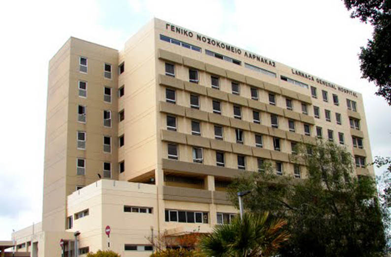 Güney Kıbrıs’ta Hastaneler Kırmızı Çizgide