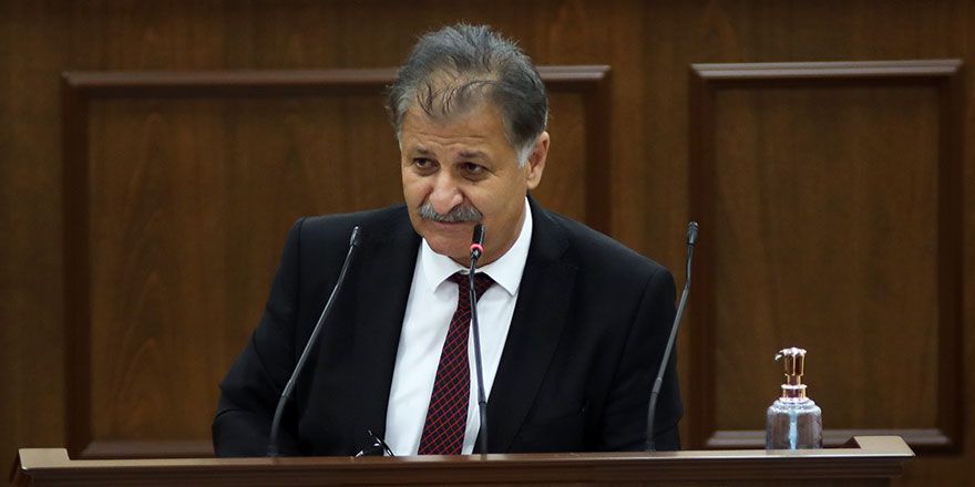 Ali Pilli, Başbakan Ersan Saner’e Sordu, “Benim Kabine Toplantısında Uyuduğumu Söyledinizmi?