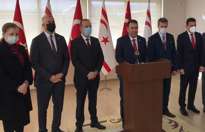 Başbakan Ersan Saner, Yurda Döndü Ercan Havaalanında Açıklamalarda Bulundu