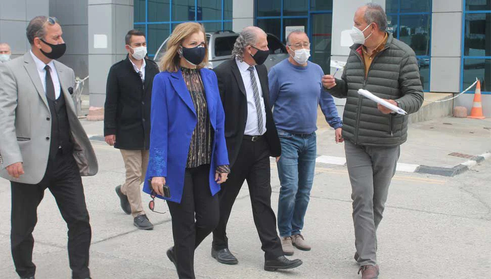 Ulaştırma Bakanı Resmiye Canaltay, Girne Turizm Limanında İncelemelerde Bulundu