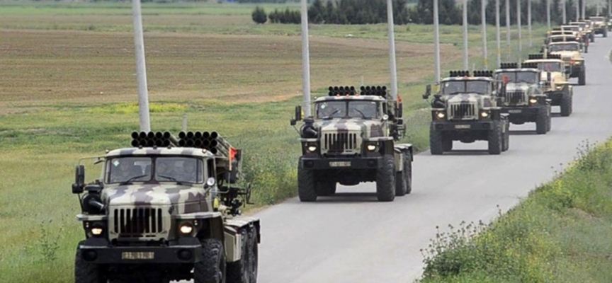 Azerbaycan ordusu 15 bin askerle tatbikata başladı