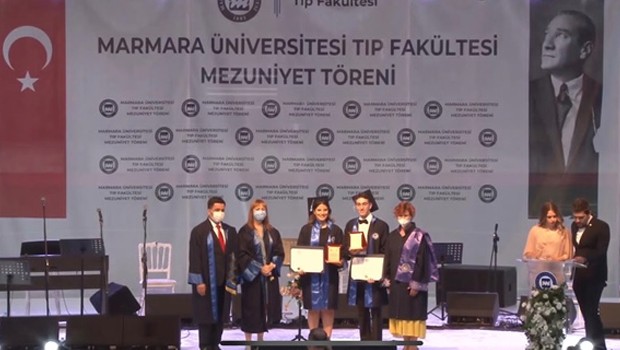 DAÜ ile Marmara Üniversitesi Ortak Uluslararası Tıp Programı Mezunları İstanbul’da Diplomalarını Aldı