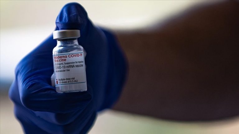Japonya’da Moderna serisinden aşı vurulan iki kişi öldü