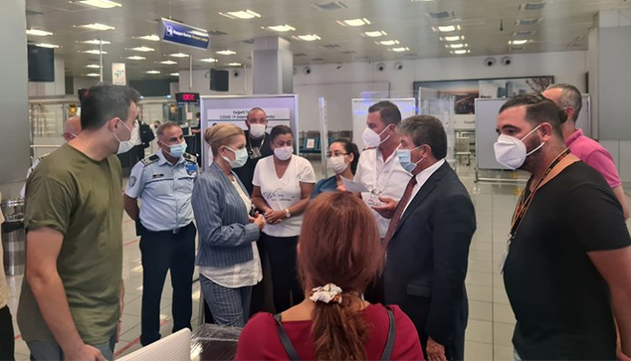 Üstel, Ercan Havalimanı’nda AdaPass uygulamasıyla ilgili incelemelerde bulundu