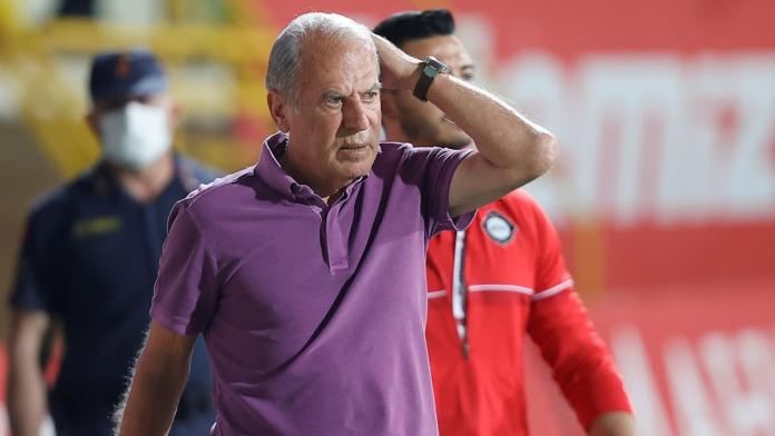 Mustafa Denizli: Moralli bir ekibe karşı sahaya çıktık