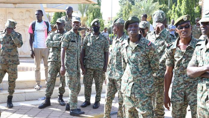 Sudan’da askerler radyo ve televizyon çalışanlarını gözaltına aldı