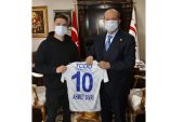Cumhurbaşkanı Tatar, Ankara Demirspor Futbolcusu Kıbrıslı Türk Sivri’yi kabul etti