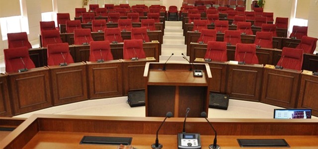 Cumhuriyet Meclisi Genel Kurulu, nisap yetersizliğiyle toplanamadı