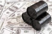 Brent petrolün varil fiyatı yüzde 0,31 düşüşle 99,72 dolar oldu