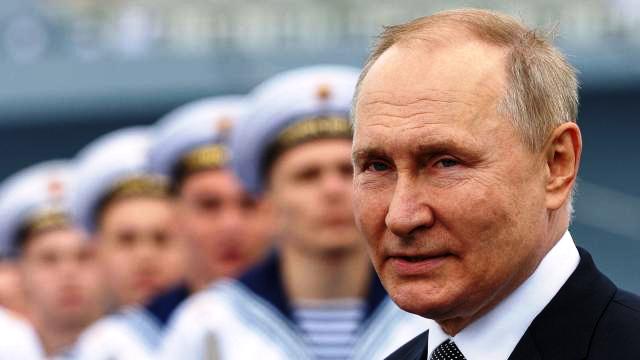 Putin, ülkesinin yeni deniz doktrinini imzaladı