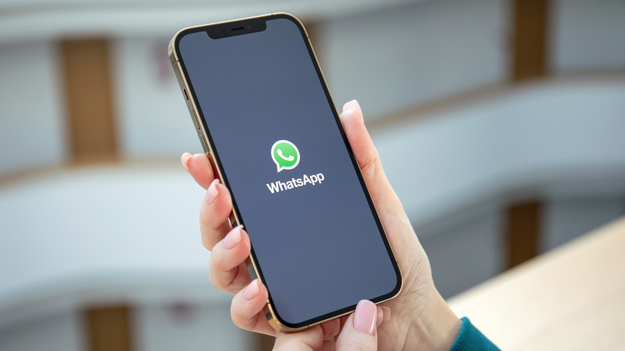 WhatsApp masaüstü, durum güncellemelerini yeni bir yere daha ekliyor