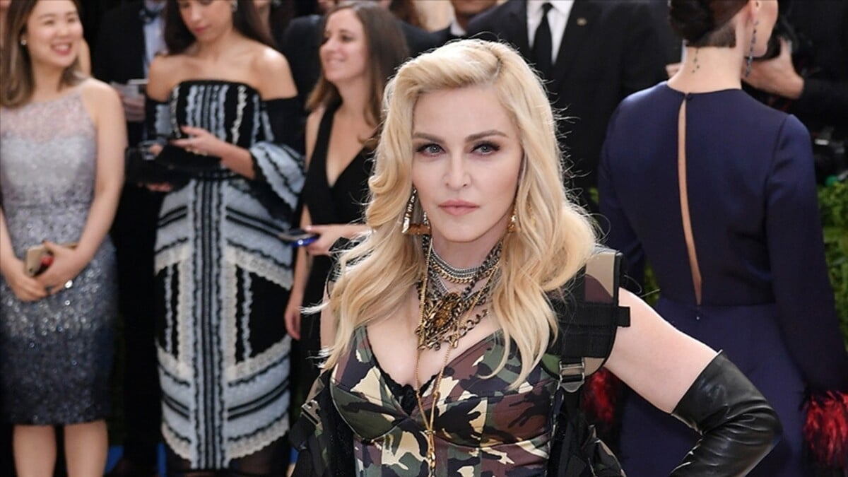 Fransa’nın Amien Belediyesi, Madonna’nın satın aldığı tabloyu ödünç istedi
