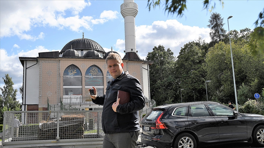 İsveç’te Kur’an-ı Kerim yakılmasına İslam ülkeleri tepki gösterdi
