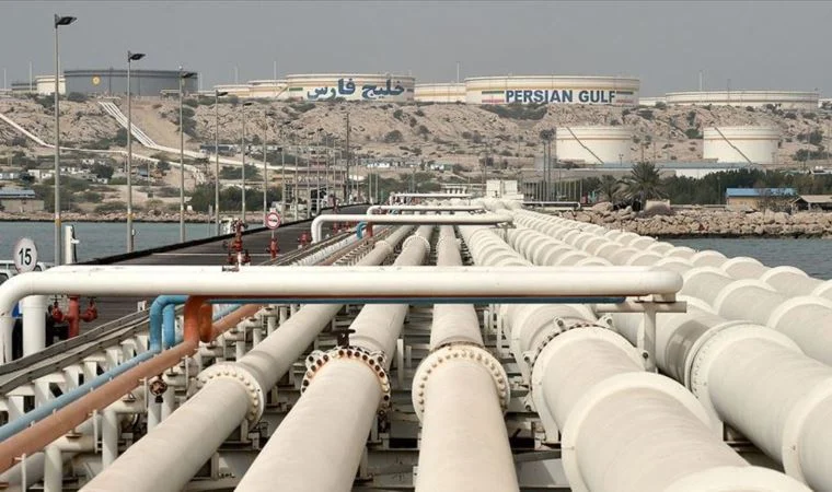 İran’ın güneybatısındaki petrol tesisinde silahlı saldırı