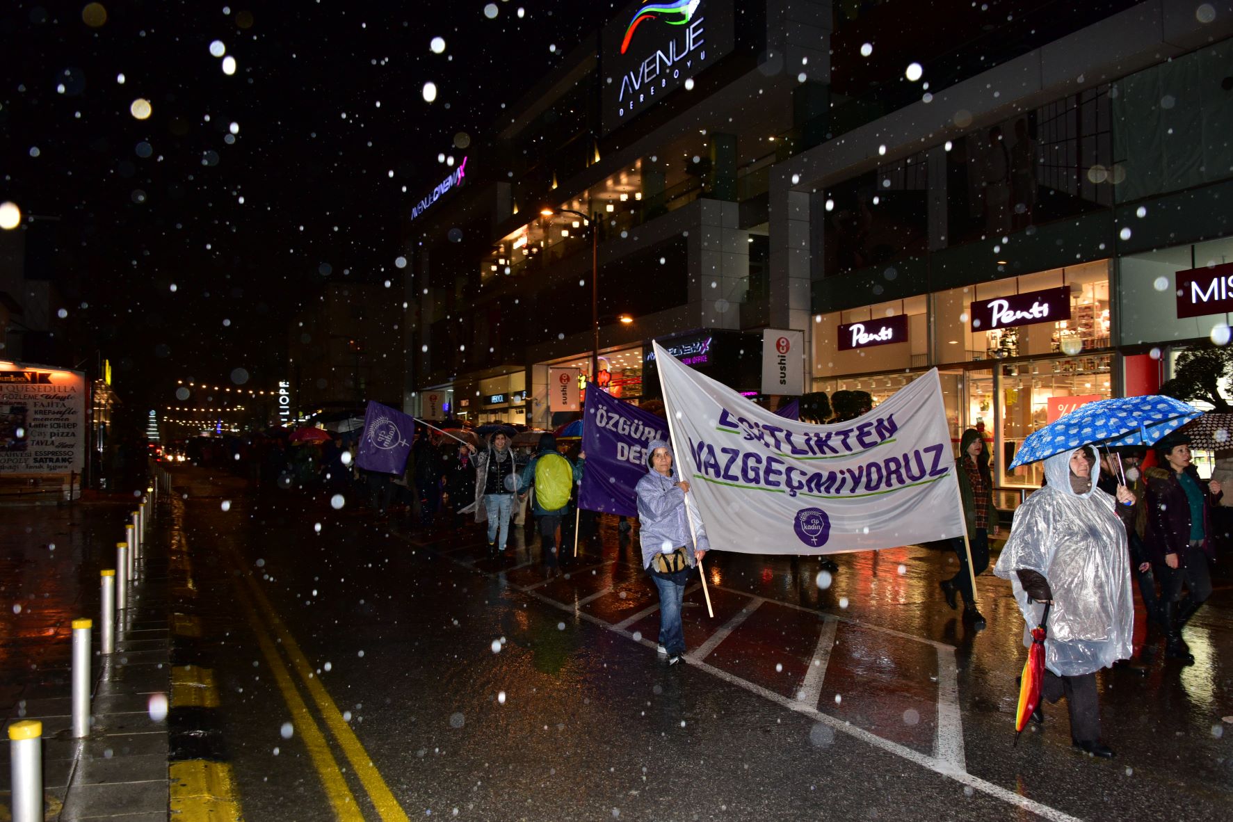 Lefkoşa’da protesto yürüyüşü düzenlendi