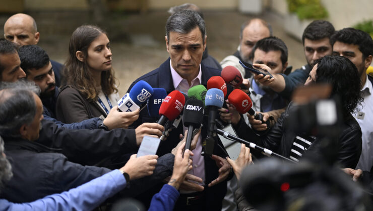 İspanya’da yerel seçimleri kaybeden Başbakan Sanchez’den erken genel seçim kararı…