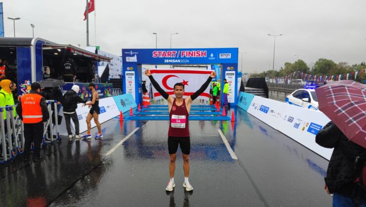 Hakan Tazegül İstanbul Yarı Maraton birincisi