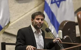 İsrailli Bakan Smotrich, mevcut müzakere edilen esir takası mutabakatını desteklemeyeceğini duyurdu