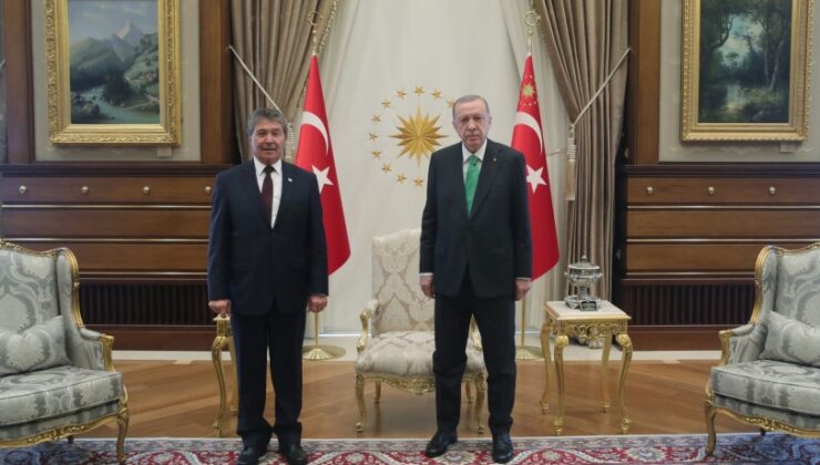Başbakan Üstel, TC Cumhurbaşkanı Erdoğan’la telefonda görüştü, bayramını kutladı