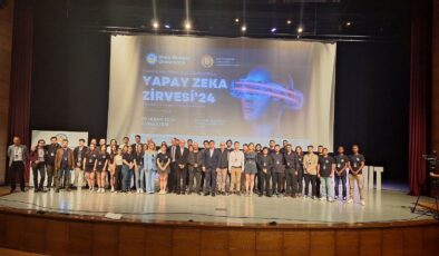 Türkiye’nin teknoloji liderleri DAÜ’nün Yapay Zeka Zirvesi’nde buluştu