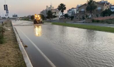 Geçitköy-Gazimağusa su boru hattı patladı
