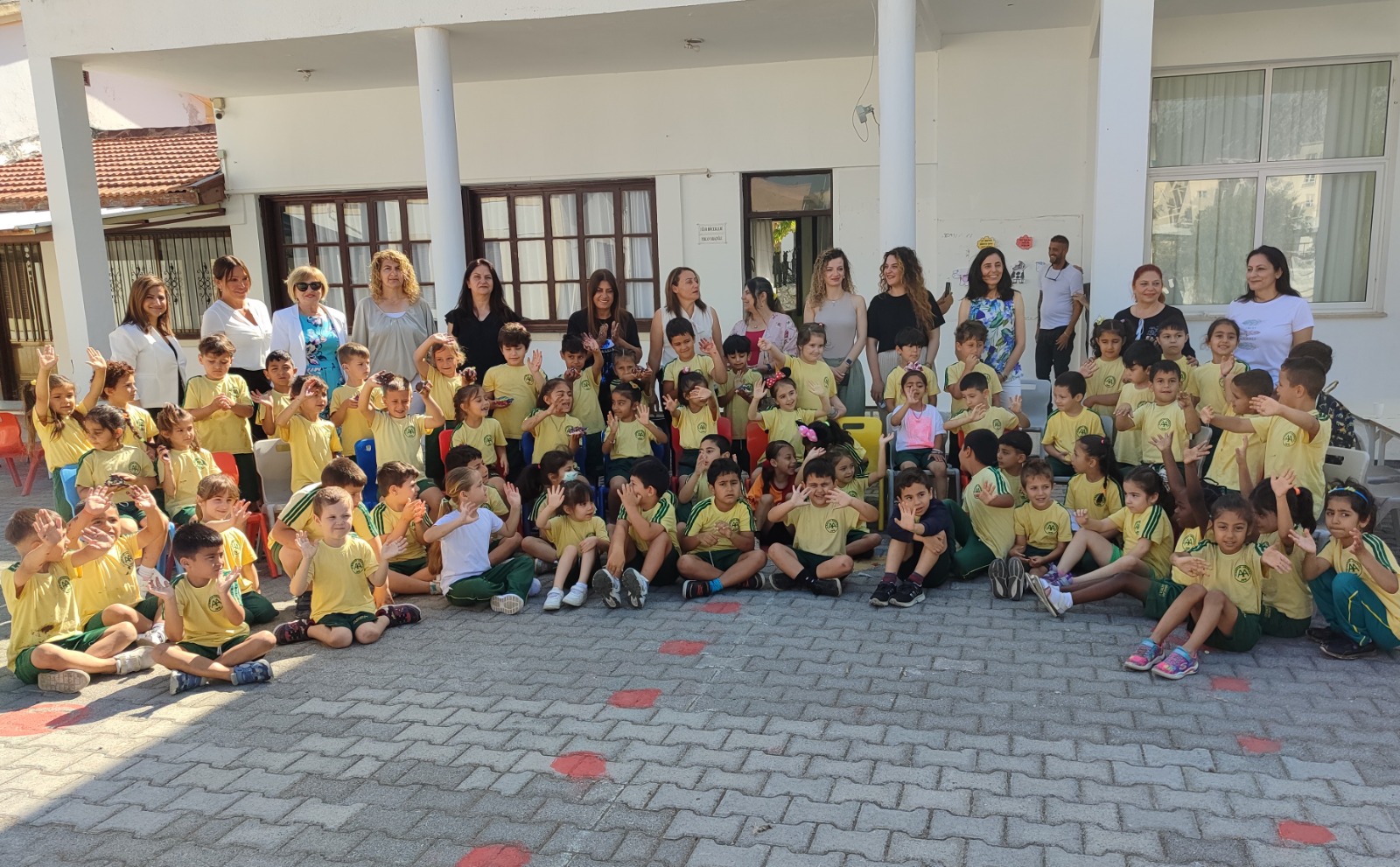 Merit Otellerinin anaokullarda düzenlediği kaplumbağa boyama etkinliği tamamlandı