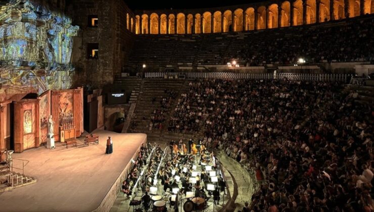 Uluslararası Aspendos Opera ve Bale Festivali’ne ziyaretçi akını