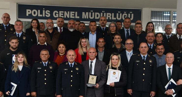 Emekliye ayrılan  polis mensupları onore edildi