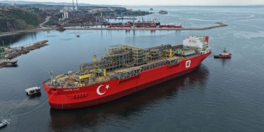 1748509524769AA-20250528-38105514-38105510-TURKIYENIN_ILK_YUZER_GAZ_URETIM_PLATFORMU_ISTANBULUN_FETH.jpeg
