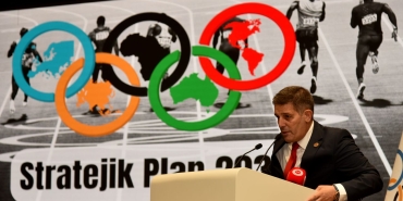 1764767816513milli-olimpiyat-komitesi-stratejik-planlama-toplantisi-duzenledi-1-so.jpg